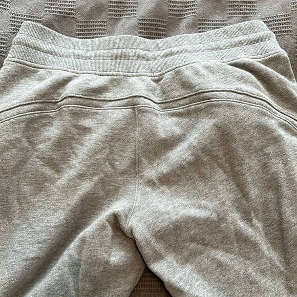 Lululemon joggers - Picture 5 of 7